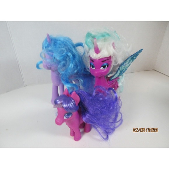 Hasbro Other - My Little Pony A New Generation Action Figures Lot Izzy Moonbow Pipp Petals Zipp